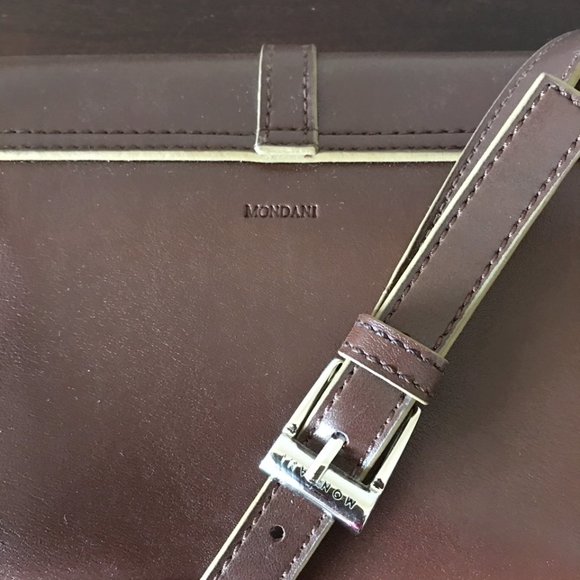 Mondani Vegan Leather Shoulder Bag - Picture 4 of 8